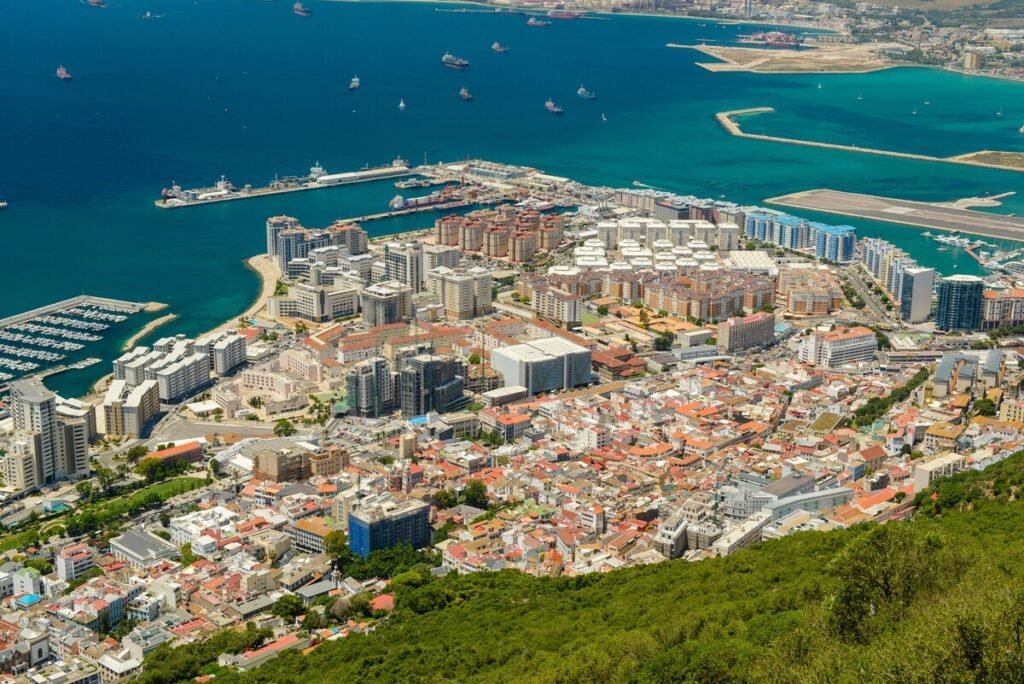Malaga to Gibraltar contrast